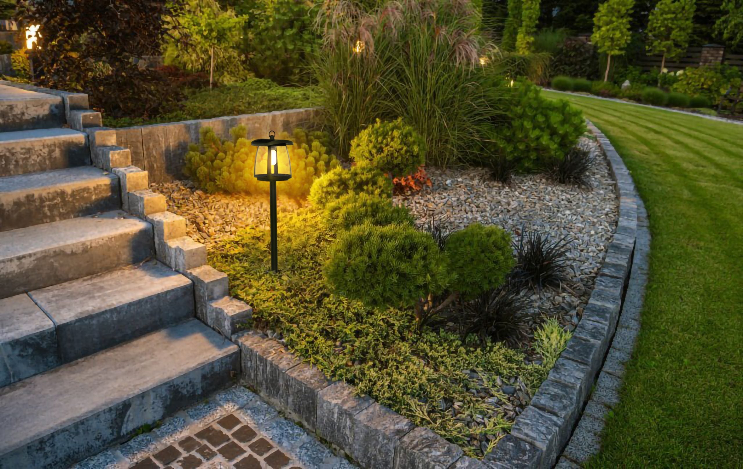 Lampioncino Solare per Giardino 350 Lumen "LMS-093"