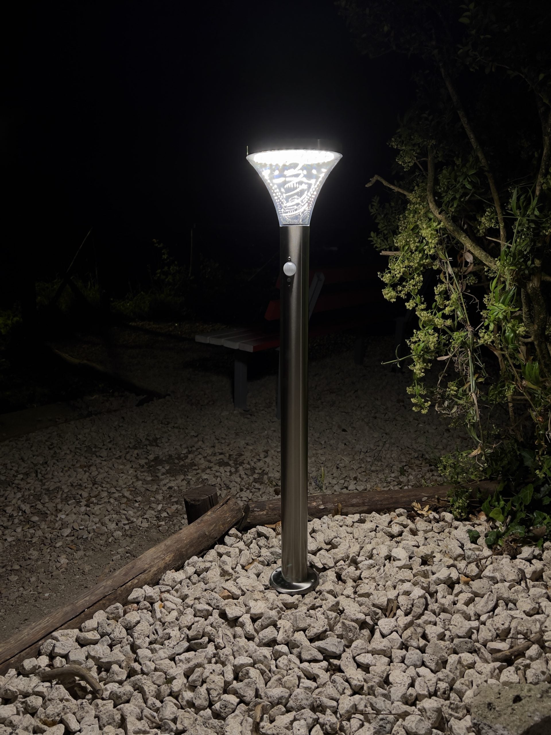 Lampioncino Solare per vialetti da 600 Lumen "LMS-085"