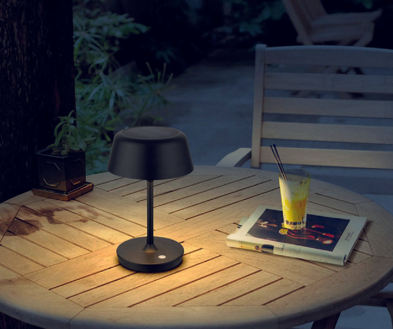 Lampada Solare da Tavolo Nera
