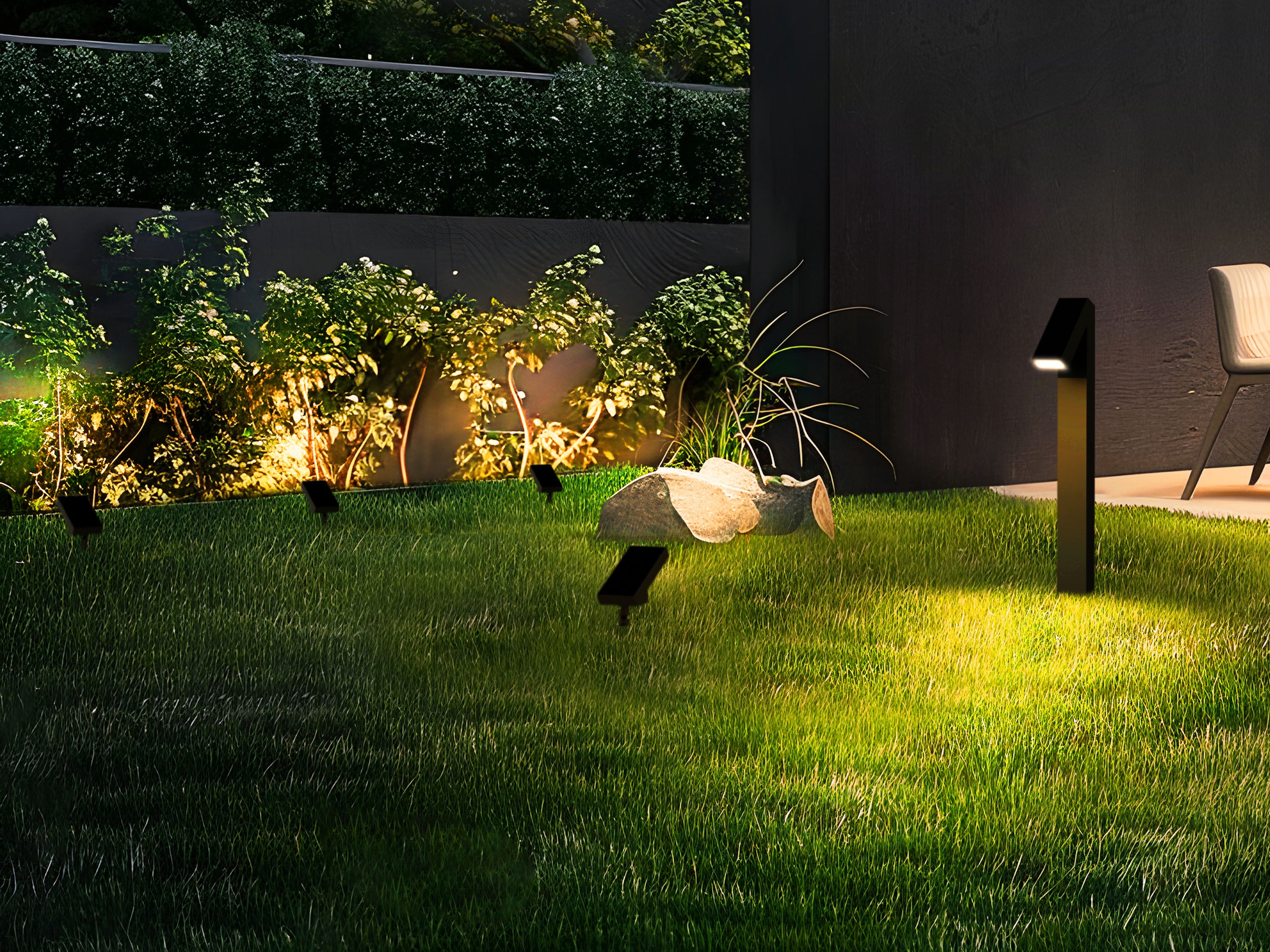 lampioncino da giardino solare per illuminazione giardino, con pannello fotovoltaico incorporato. Colore della luce bianco naturale