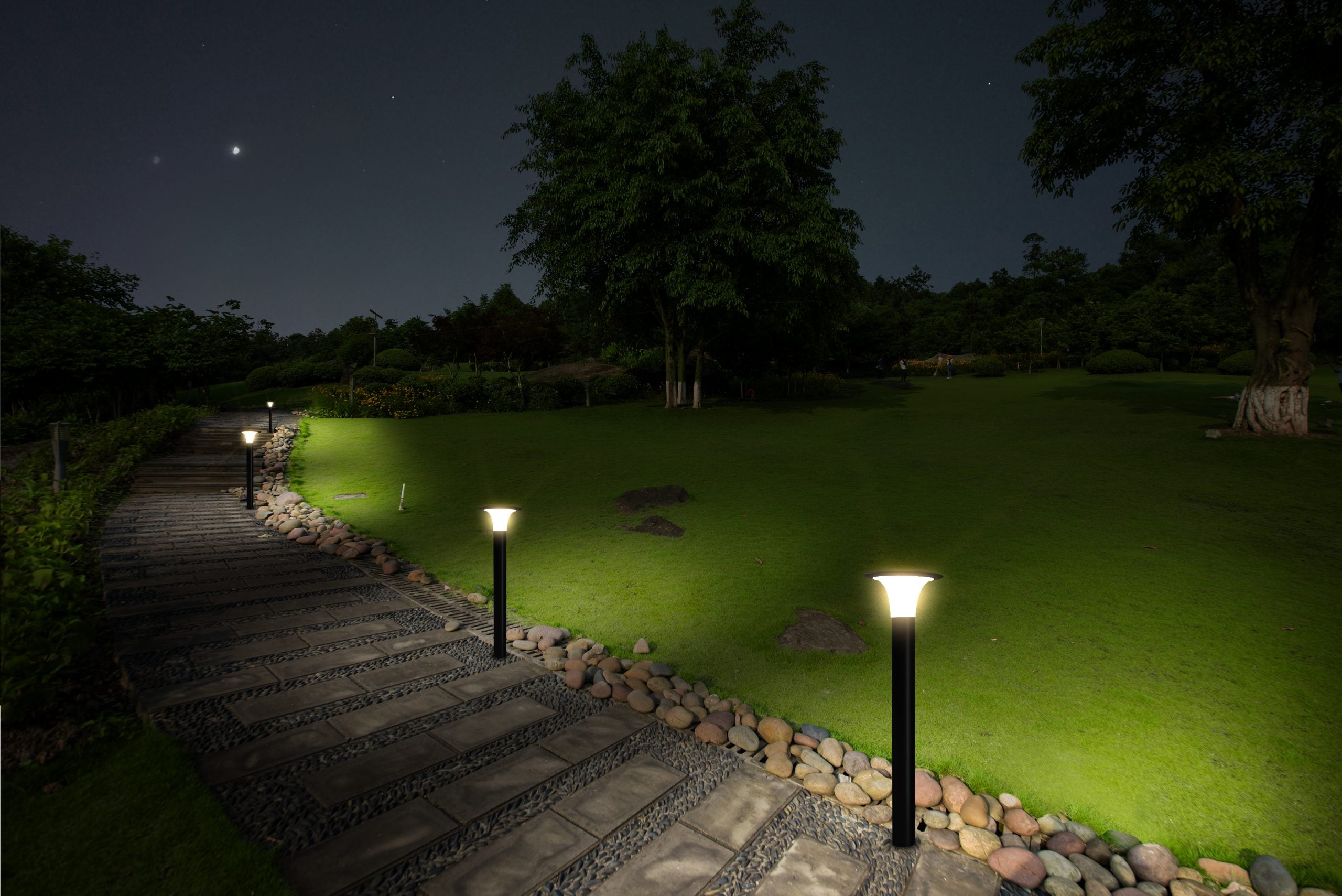 Lampioncino Solare da Giardino 2200 Lumen "LMS-088"