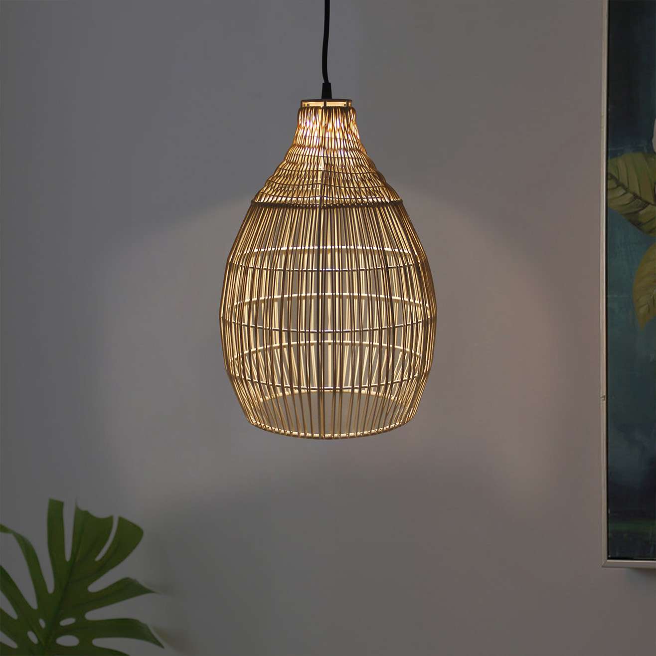 lampada solare pendente con pannello solare