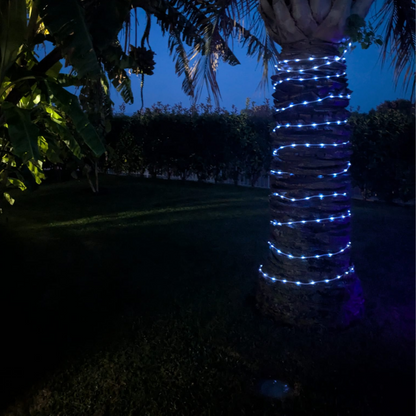 illuminazione con luci di natale ad energia solare 