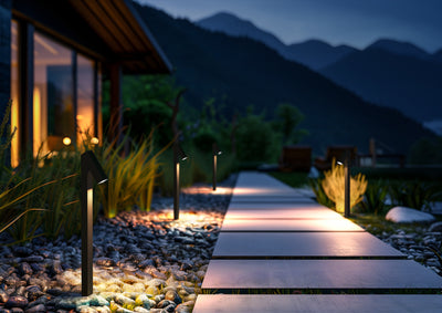 illuminazione viale con lampioncini ad energia solare, flusso luminoso 500 lumen