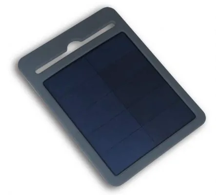 caricabatterie-con-pannello-fotovoltaico