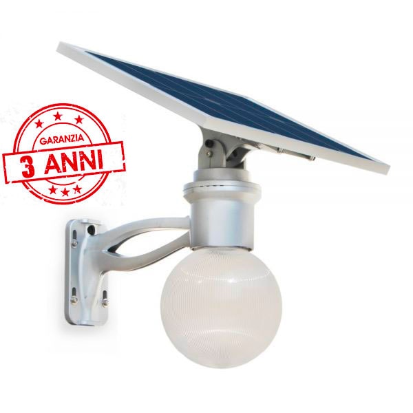 Lampione solare con pannello fotovoltaico orientabile, telecomando e 3 anni di garanzia